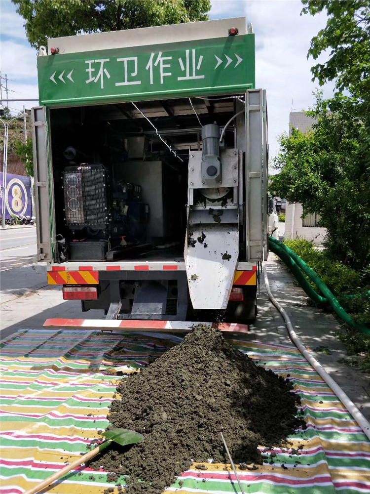 和乐镇淤泥干湿分离