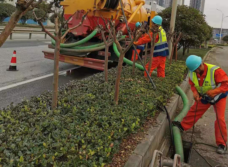和乐镇市政管道清淤