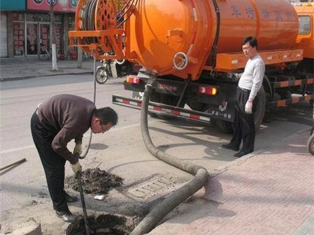 和乐镇清掏化粪池，健康生活从这里开始